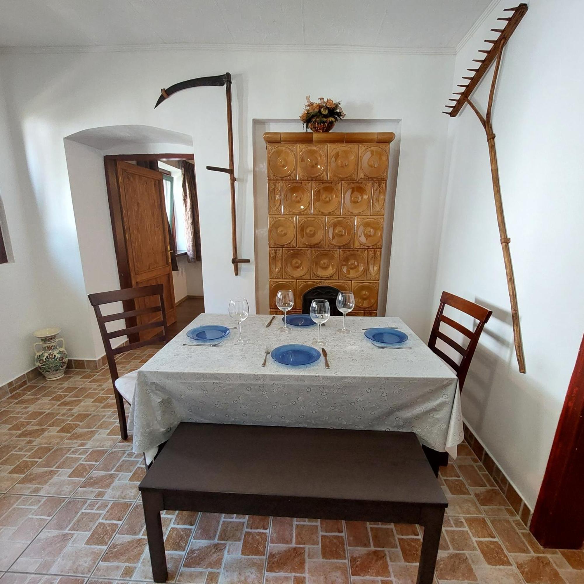 Feher Barany Apartment Szigliget Rum bild